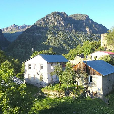 Ciuri'S Guesthouse Zhabeshi Exteriér fotografie