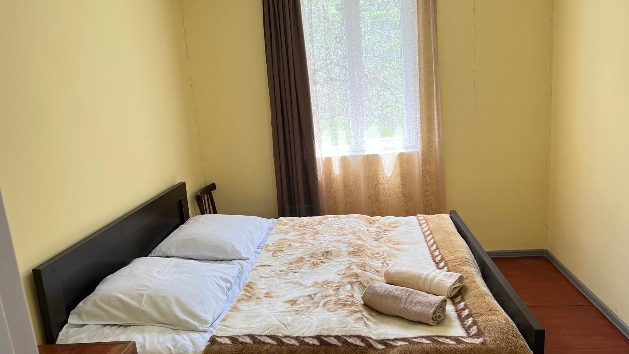 Ciuri'S Guesthouse Zhabeshi Exteriér fotografie