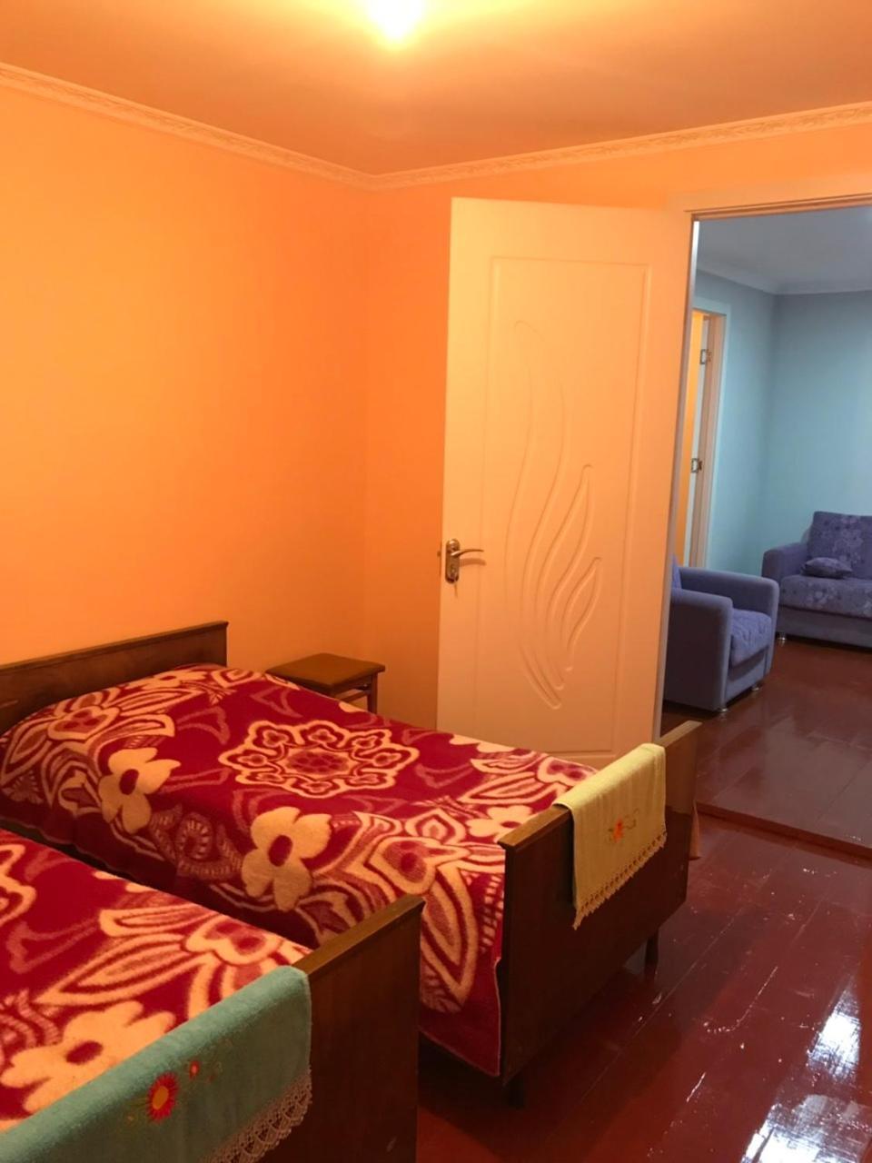 Ciuri'S Guesthouse Zhabeshi Exteriér fotografie
